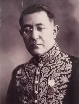 علی اکبر داور